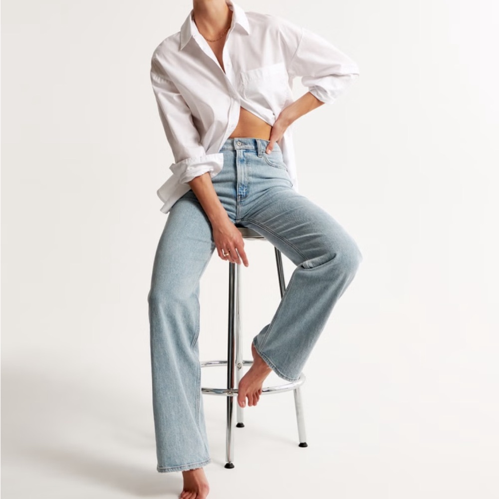 Abercrombie & Fitch High Rise 90s Relaxed Jean